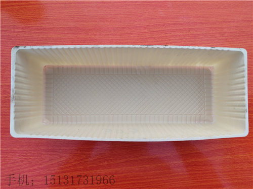 鑫鑫吸塑托盤凝聚所有員工的心血來(lái)感動(dòng)您